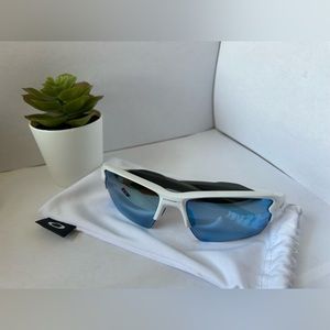 Oakley Flake 2.0 White